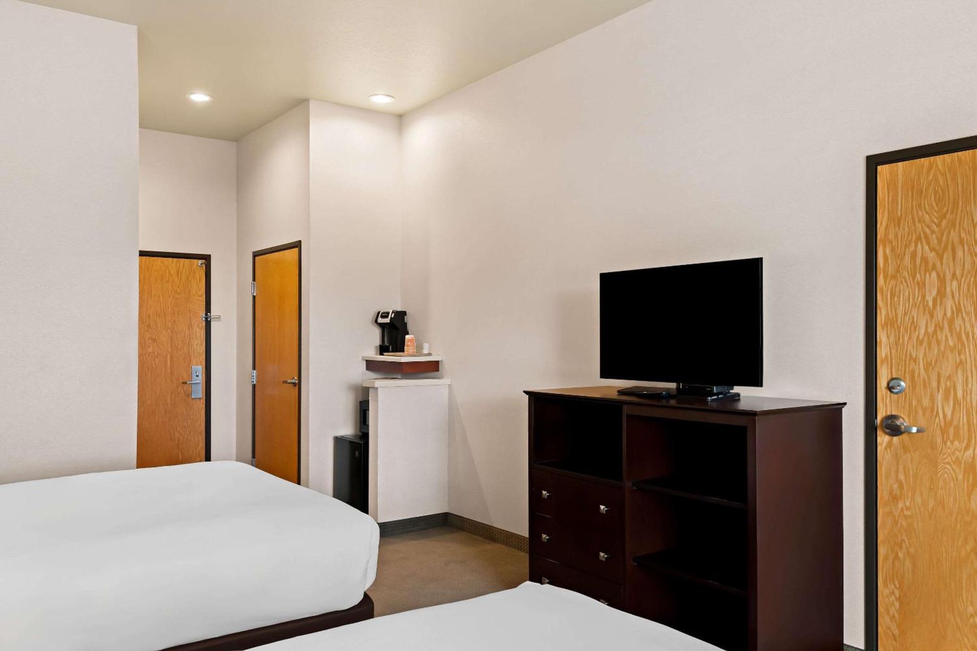 Comfort Inn & Suites Creswell Exteriér fotografie