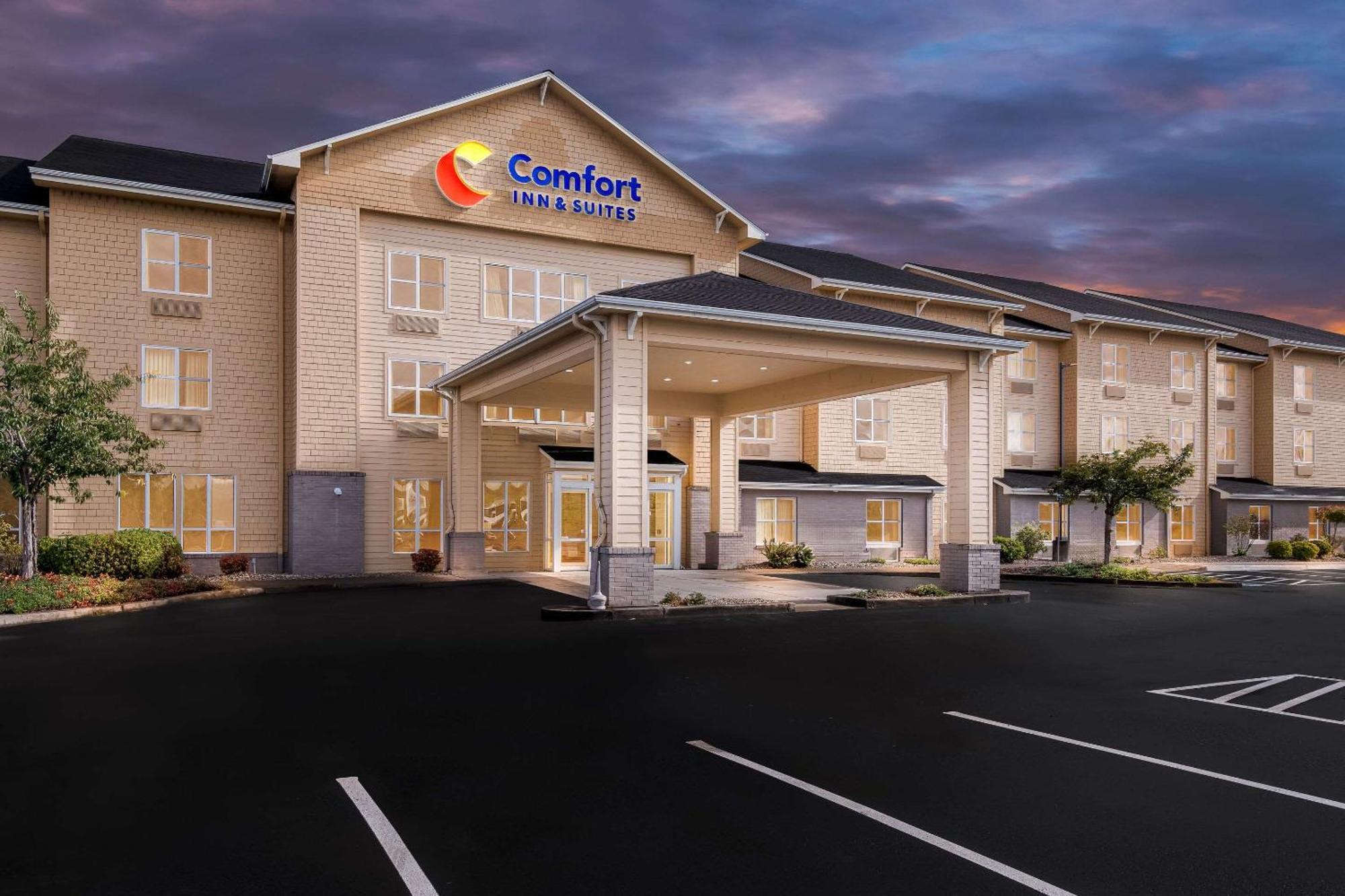 Comfort Inn & Suites Creswell Exteriér fotografie