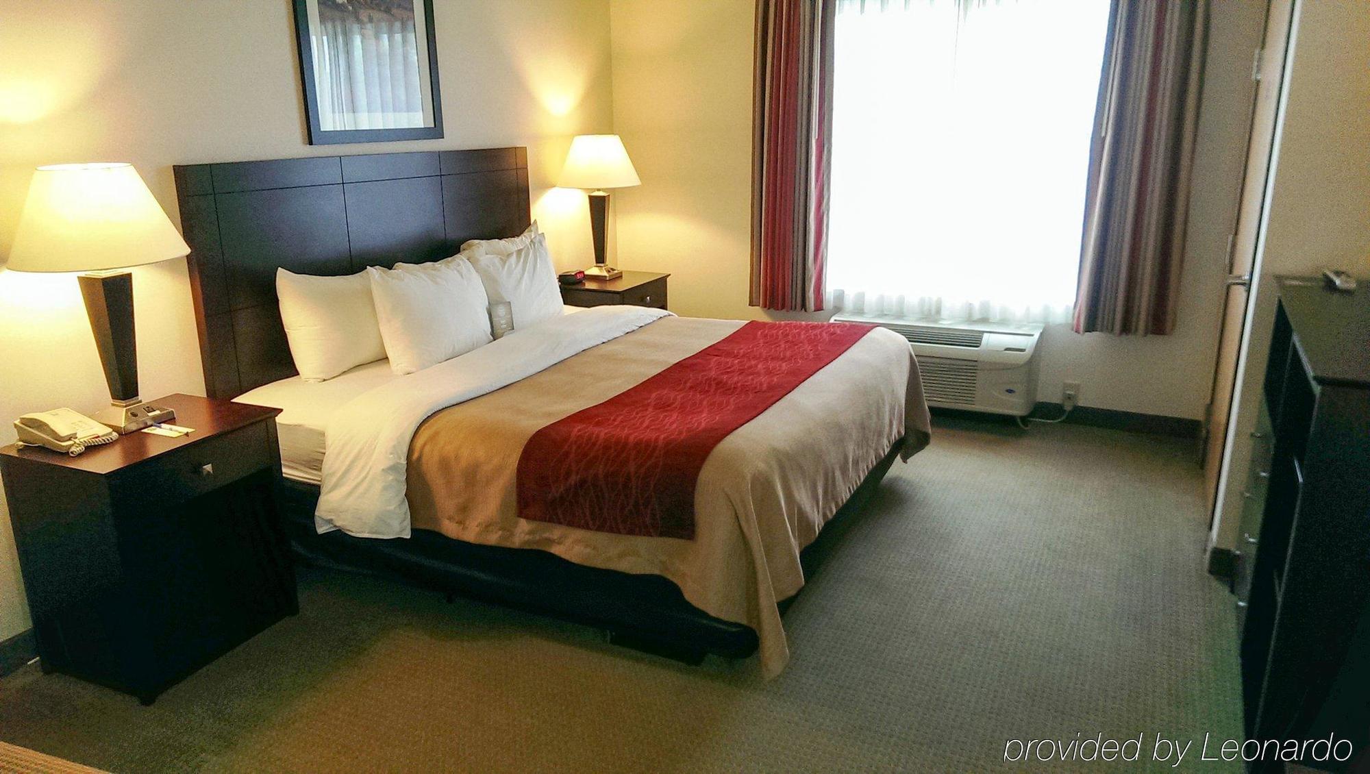 Comfort Inn & Suites Creswell Exteriér fotografie